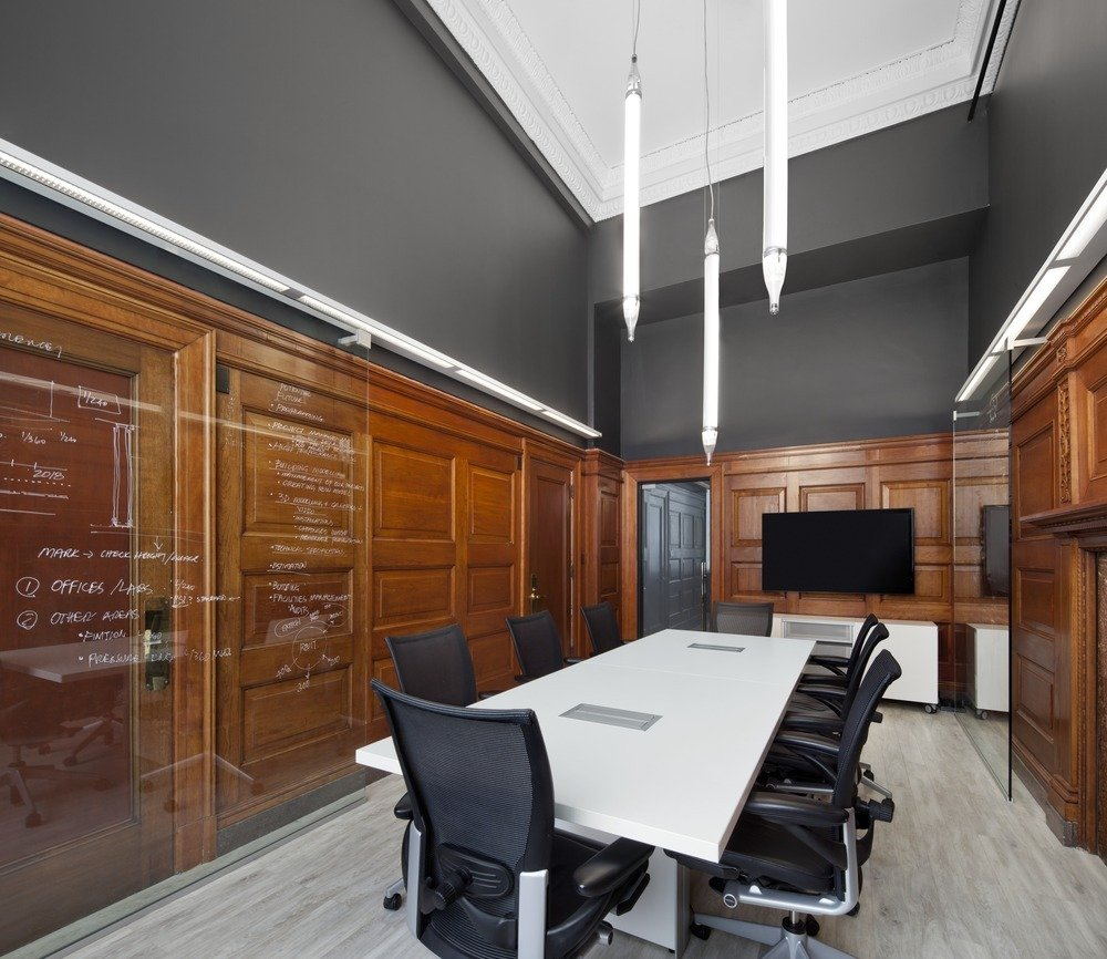 上海高檔會議室天花吊頂如何設(shè)計？